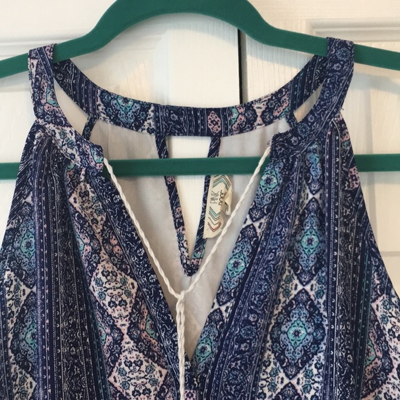 💰 3/$25 BUNDLE 💰 Stylish Summer Dress by Pink Rose - Picture 3 of 6